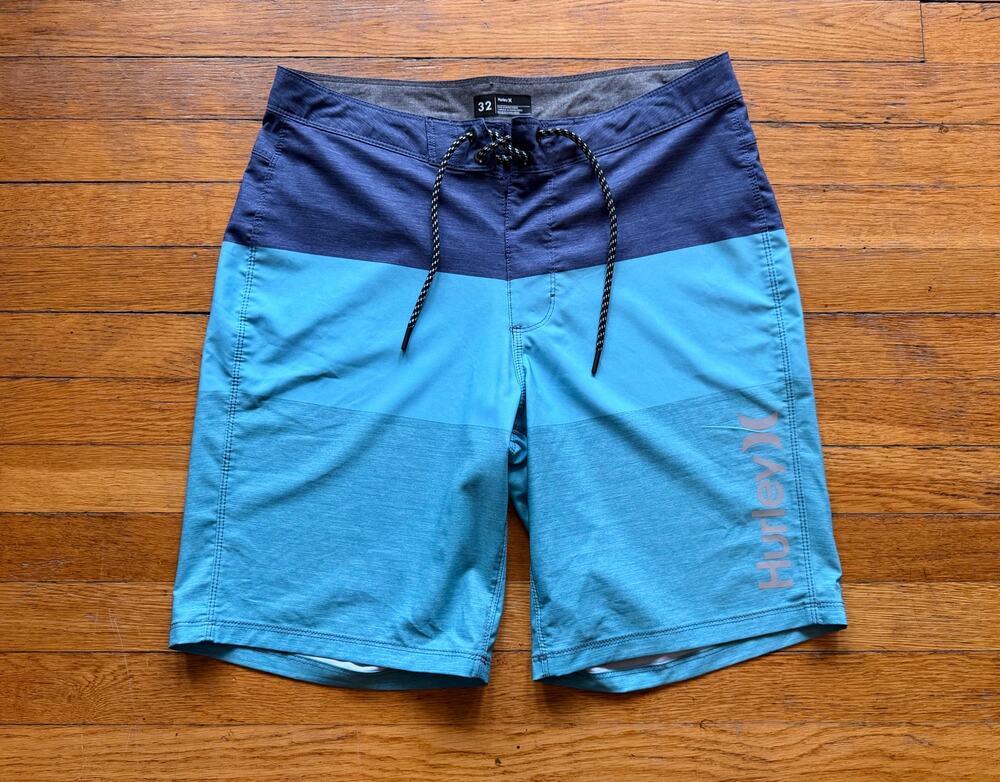 HURLEY Blue/Gray 20” Boardshorts Mens sz 32